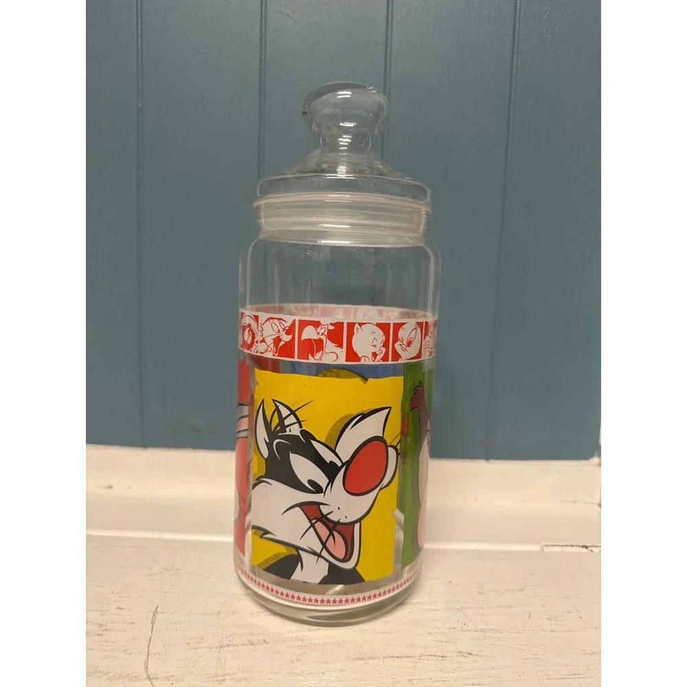 Looney Tunes Character‎ tall Glass Jar Candy Cookie Storage Container Lid